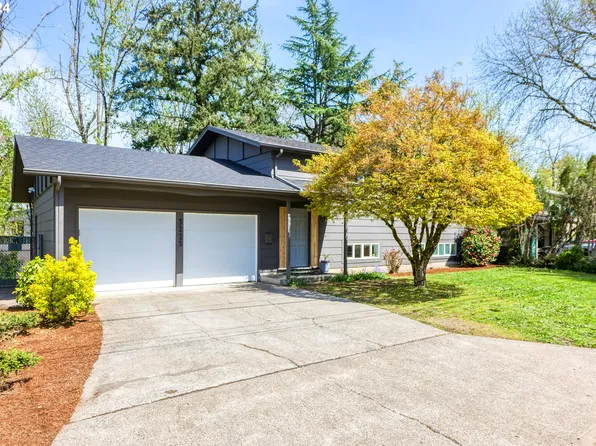 5225 SE Brookside Dr, Milwaukie, OR 97222