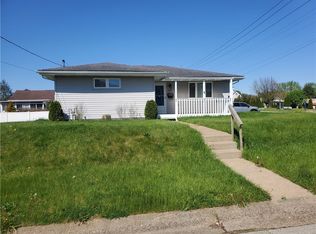 621 Locust Dr, Cheswick, PA