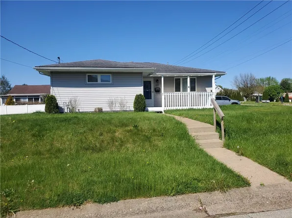 621 Locust Dr, Cheswick, PA 15024