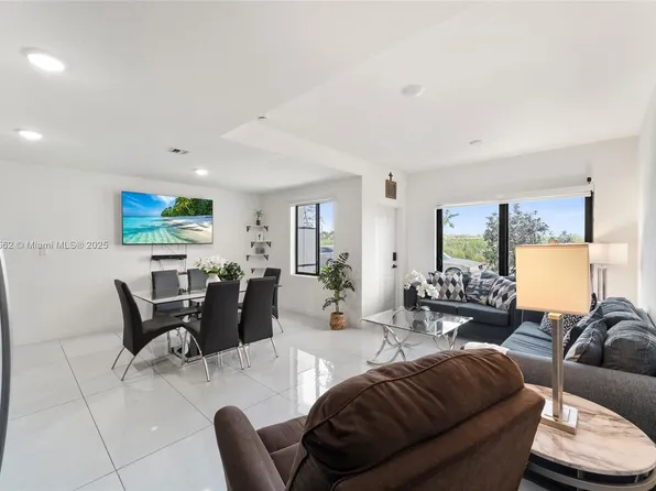 14590 SW 260th St, Homestead, FL 33032