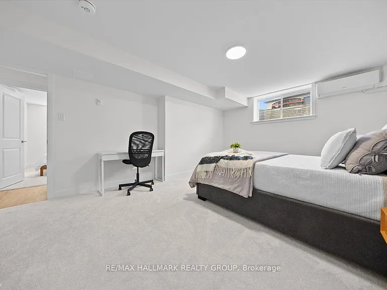 525 Tahoe Hts #B — Photo 11