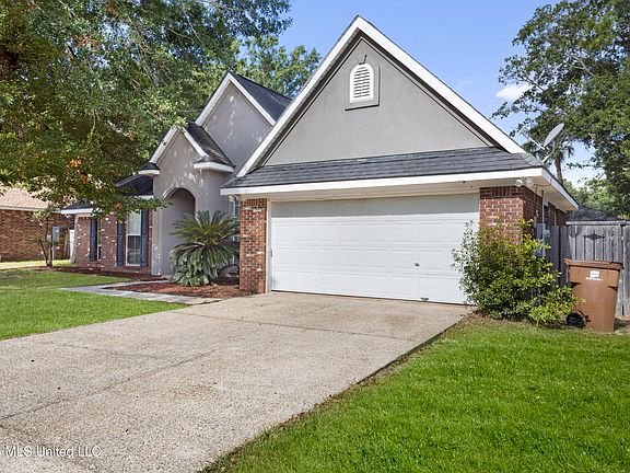 3rd image of 2255 Club Moss Cir