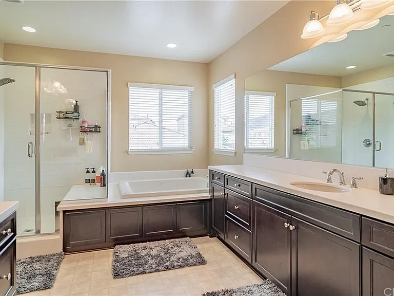 32561 Cherokee Rose St — Photo 21