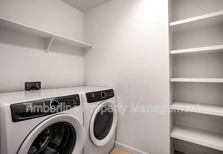 811 Marine Corps Dr — Photo 39