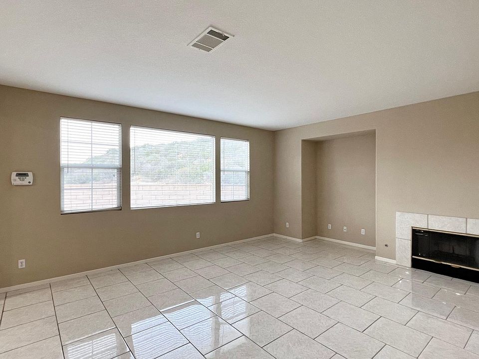 1st image of 415 Camino Hermoso