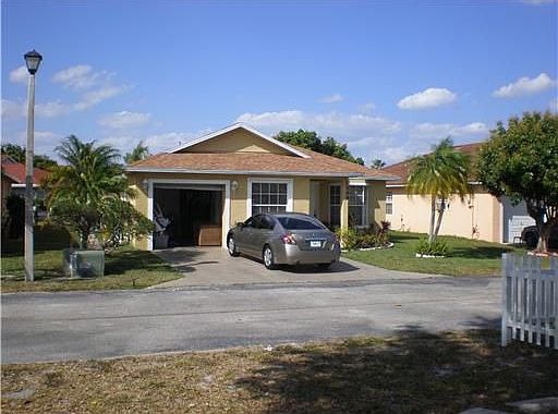 2nd image of 5569 Boynton Rise Ln