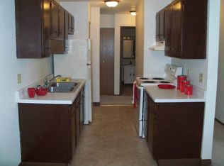 525 1st Ave E APT 1, West Fargo, ND 58078