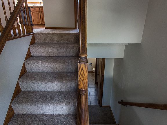 4th image of 2808 Elwood Dr W