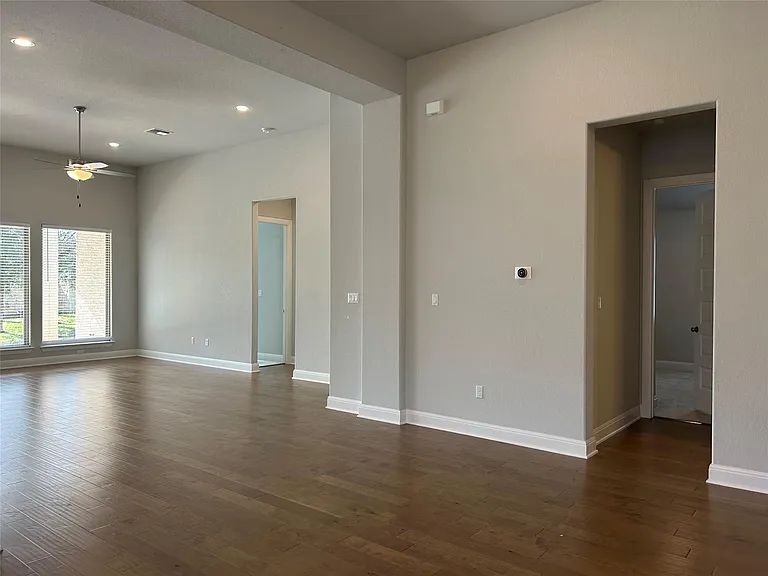148 Kellogg Ln — Photo 11