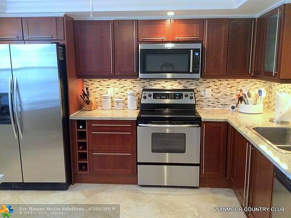 4th image of 3301 Aruba Way APT H2