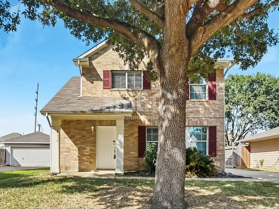 19934 Crested Hill Ln