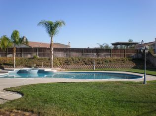 30701 Adobe Ridge Cir, Menifee, CA 92584