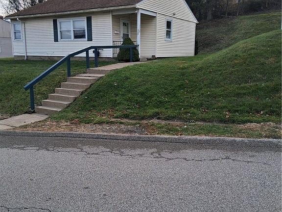 2nd image of 320 Dersam St