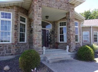 626 Cr 1700e, Gays, IL 61928