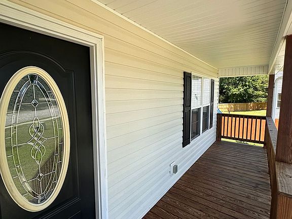 4th image of 102 Brookhaven Dr