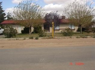 10611 Victor St, Hesperia, CA 92345