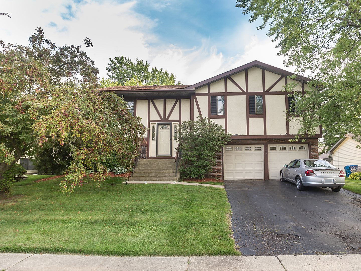 1775 Nautilus Ln, Hanover Park, IL 60133 Zillow