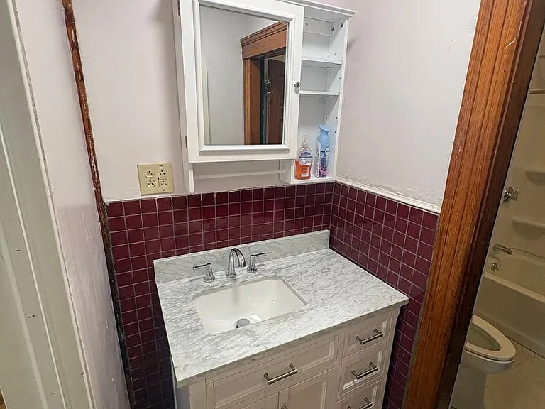 616 Franklin St #1 — Photo 6