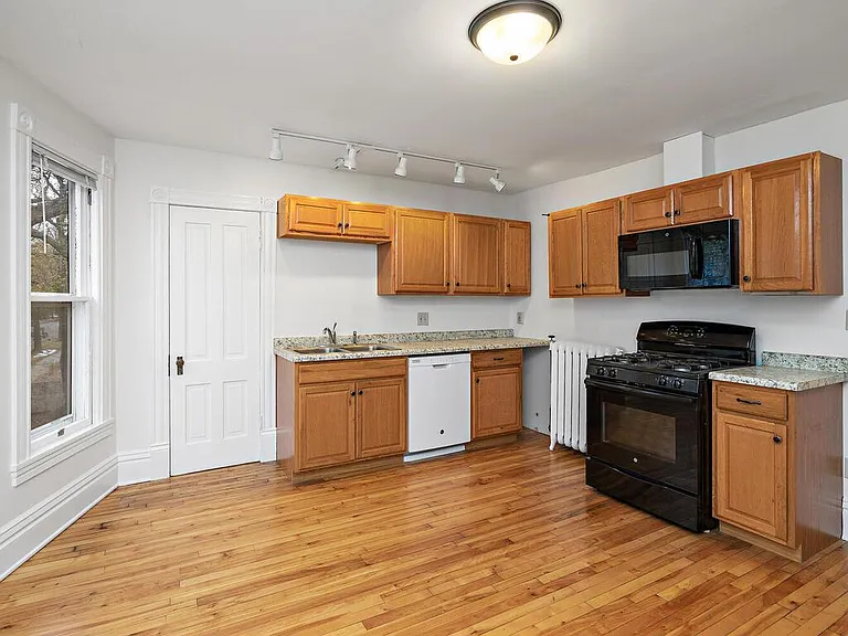 1503 Fremont Ave N #2 — Photo 11