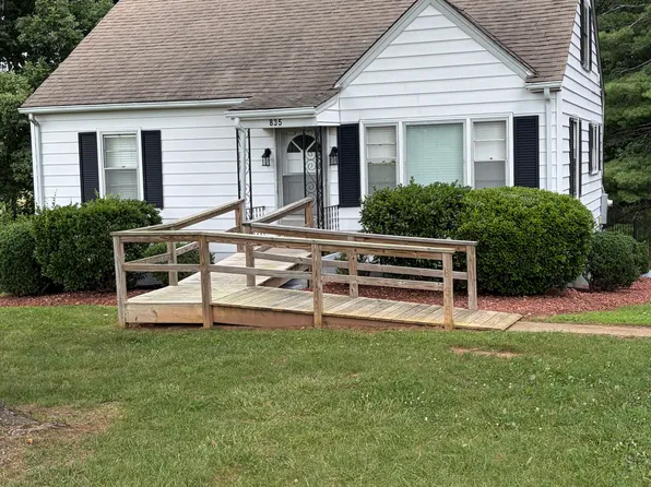 835 Wirtz Rd, Wirtz, VA 24184