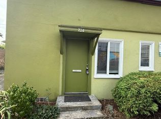 724 N Killingsworth Ct, Portland, OR 97217
