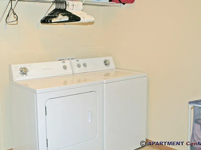 215 W Cascade Ave #104 — Photo 1