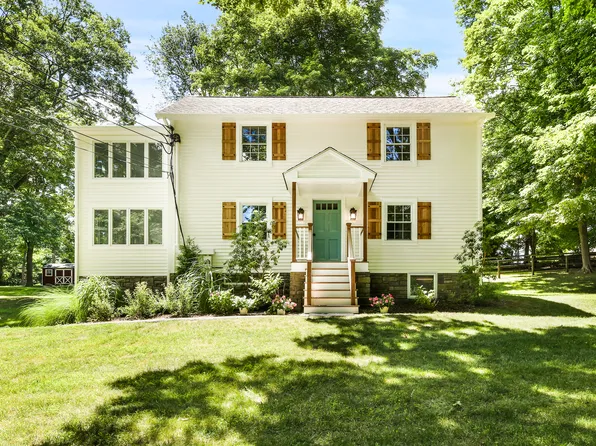 4 Quaker Rd #A, North Salem, NY 10560