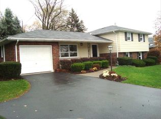 5883 W Main Blvd, Bath, PA 18014