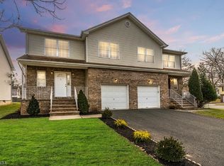 25 Cottage Way, Fanwood, NJ 07023