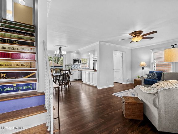 5th image of 3232 Radiance Rd