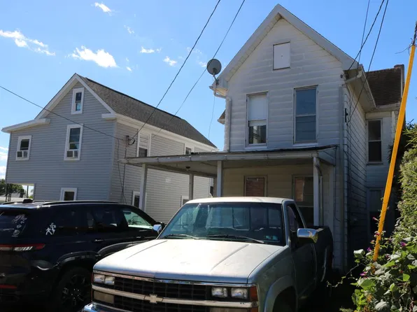 442 Summit Ave, Hanover, PA 17331