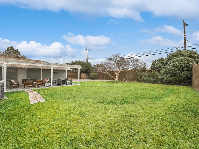 10040 Spokane Cir — Photo 34