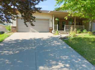 3670 Glastonbury St, Iowa City, IA 52245