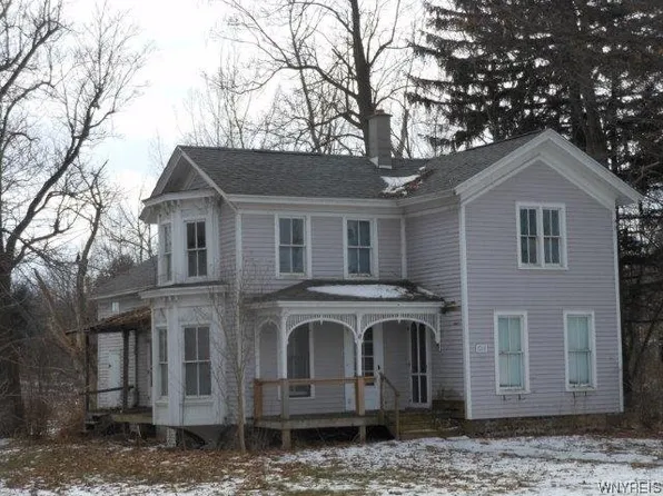 1268 Lewiston Rd, Basom, NY 14013