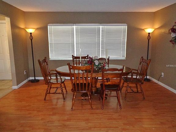 4th image of 2725 Wilson Blvd