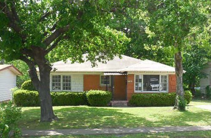 1st image of 2506 E Illinois Ave