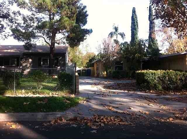 1st image of 7964 Broadleaf Ave
