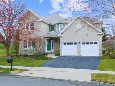 11 Valencia Ct, Skillman, NJ, 08558