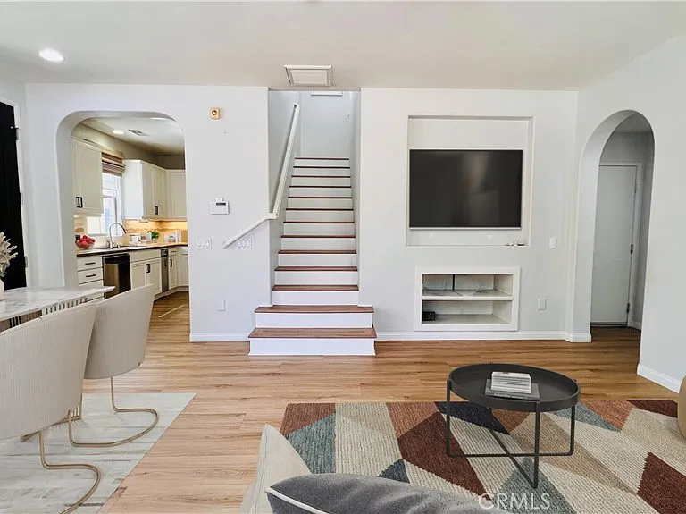 20251 Livorno Way — Photo 3