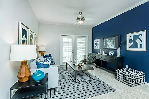 Monarch Apartments Photo 1