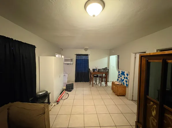 6304 NW 1st Ct, Miami, FL 33150