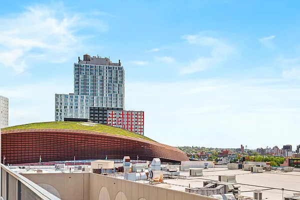 Rented by Nooklyn NYC LLC | media 79