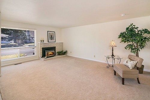 2nd image of 2515 26th St SE