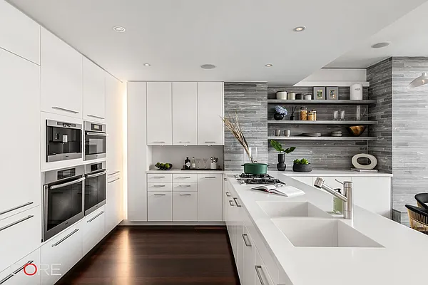 Sold by CORE | media 22