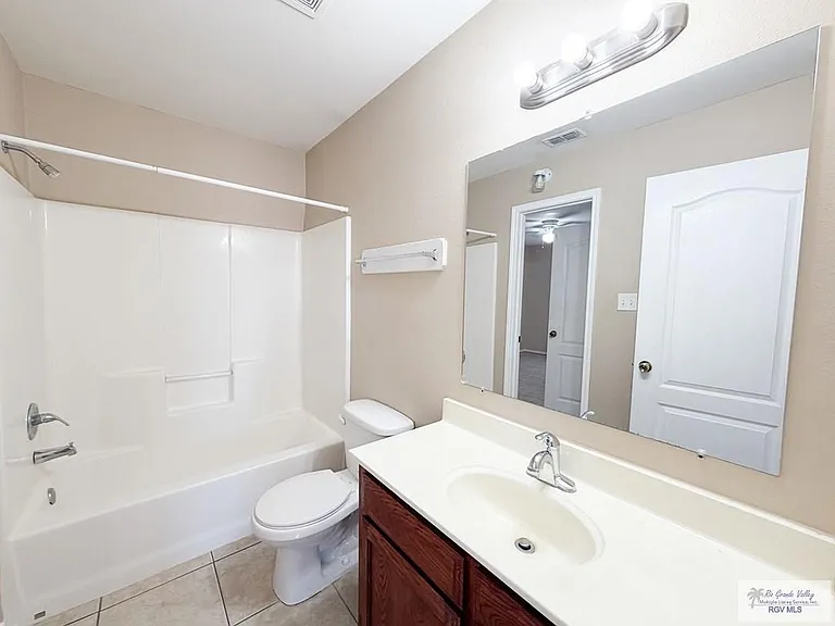 3402 S Arroyo Park Ln #3 — Photo 7