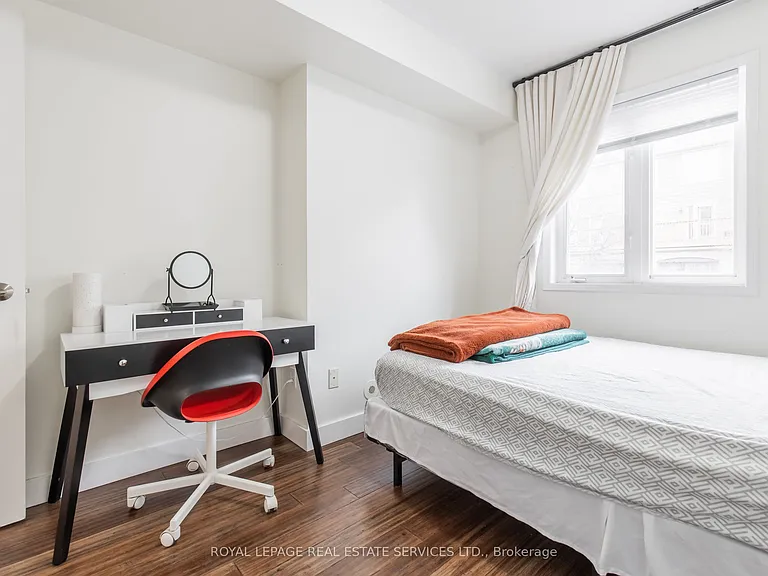 4975 Southampton Dr #272 — Photo 24