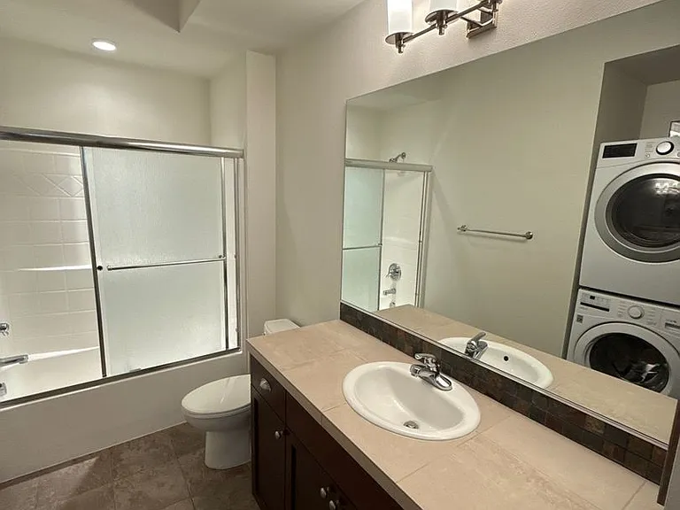 160 Liberty St NE #305 — Photo 12