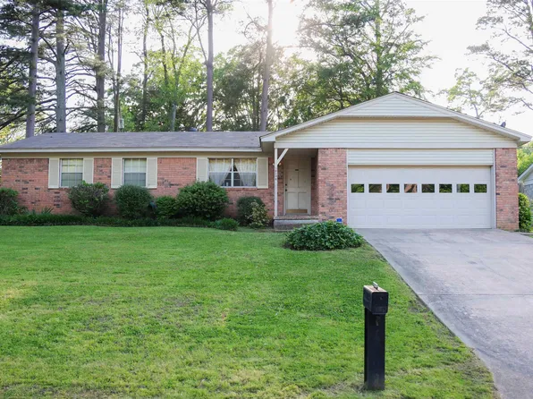 10308 Whispering Pines Dr, Little Rock, AR 72209