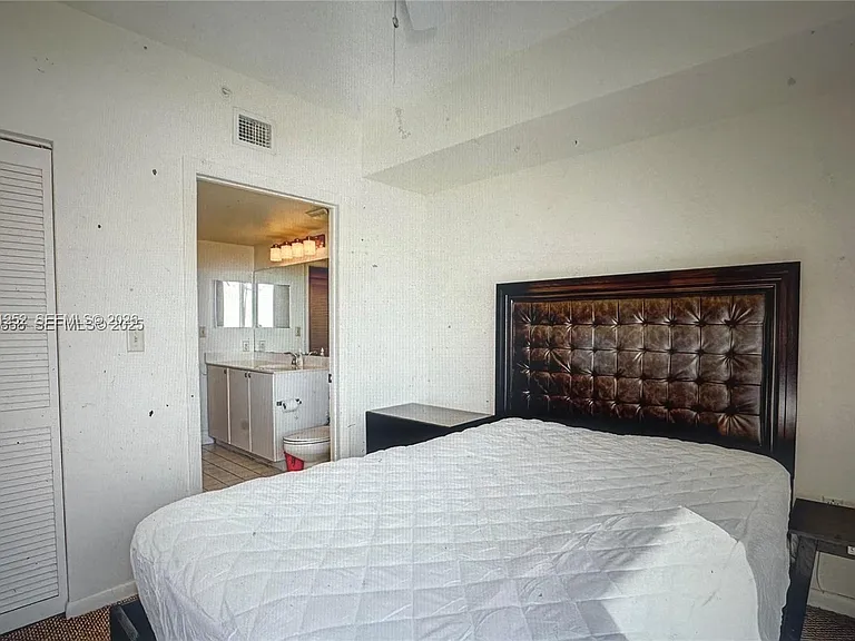 3020 NE 32nd Ave #817 — Photo 17