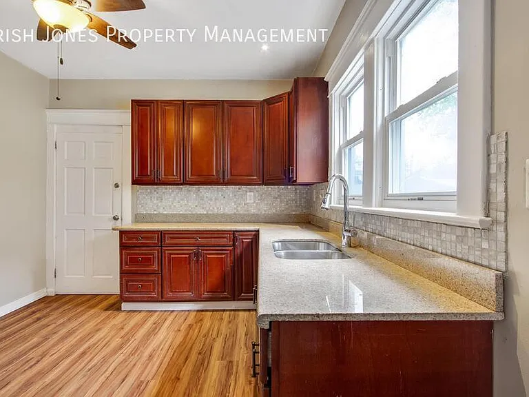 67 Newman Pl #1 — Photo 7
